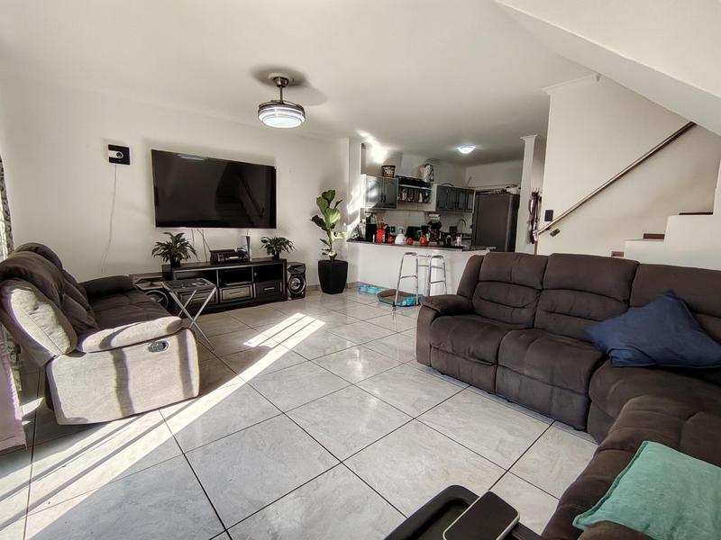 3 Bedroom Property for Sale in Somerset West Western Cape